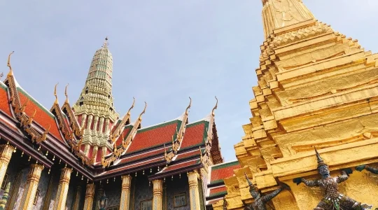 早朝到着プラン  空港お迎え+ バンコクの三大寺院と王宮を巡る 市内観光